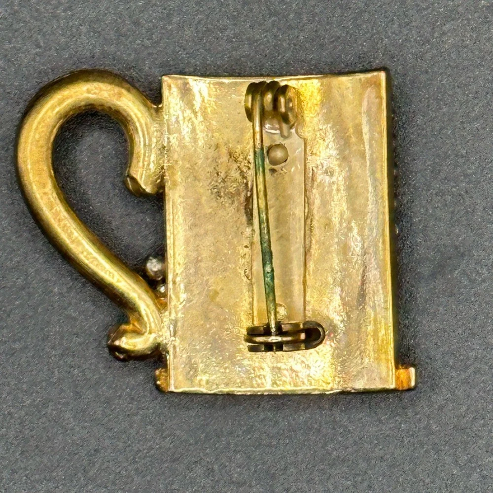 Unusual Blue White‎ Beaded Mug Pin Brooch
